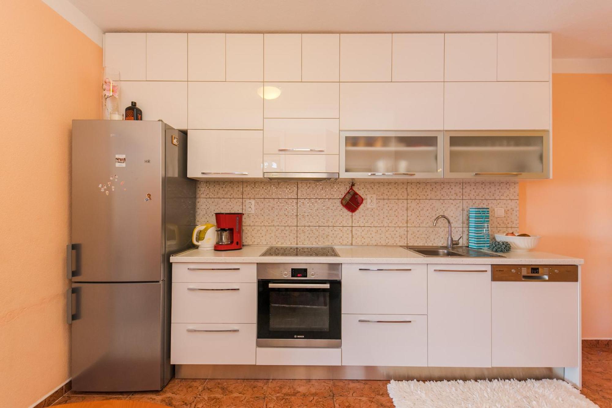 Apartments Marko Trogir Bilik gambar